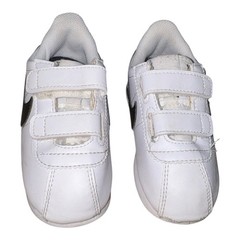 Nike Cortez Basic SL Kids White & Black Sneakers Hook Loops Straps Size 8.5