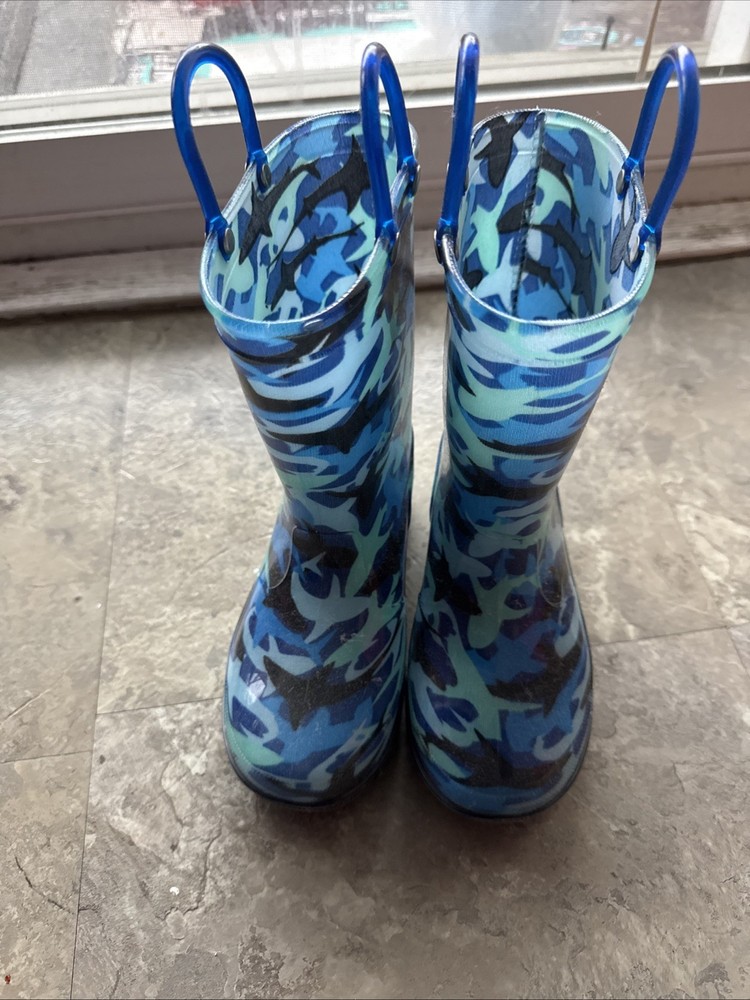 Toddler Members Mark Rain Boots Size 11/12 Blue Sharks Light Up Boots