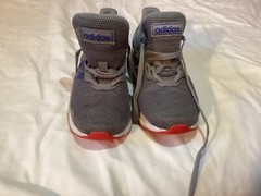 children’s unisex Adidas cloud-foam grey and blue sneakers excellent condition