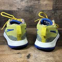 Nike Kyrie Flytrap Vw 2 Basketball Shoes Yellow Spongebob Sz 4y DQ8094-700
