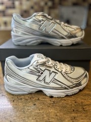 New Balance Size 1 Youth 740 Bungee Lace
