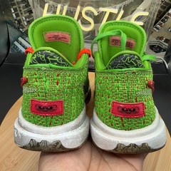 Nike Lebron XX 20 ‚Stocking Stuffer‘ Green Sneakers (GS) Size 6.5Y