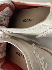 Heelys 5867 Youth Size 6 Canvas Wheeled Skate Shoes Off White Roller Sneakers