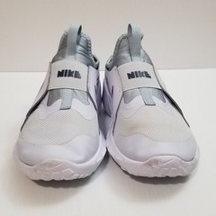 MISMATCHED Nike Flex Runner White/Gray DJ6038-010 Slip On Shoes 4.5Y-5Y READ