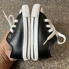 Converse All Star Infant Toddler 5 Black Leather Sneakers Lace Up Low Top Shoes