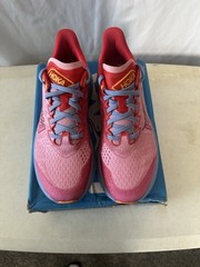 Kid’s HOKA Mach 6 Size 7/ Eu 40 2/3