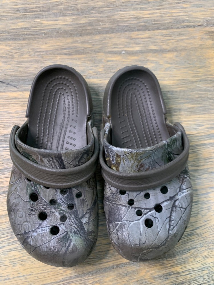 Kid’s Real Tree Crocs Size 9