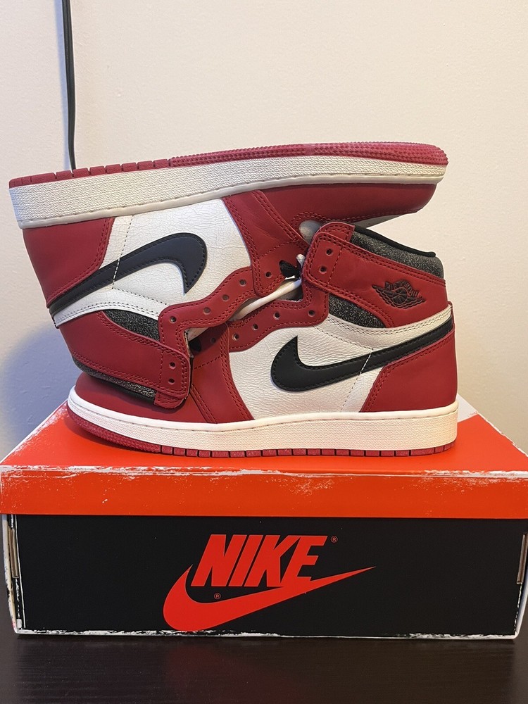 Size 6.5 (GS) – Jordan 1 Retro OG High Chicago Lost & Found