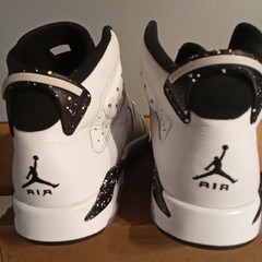 Air Jordan 6 Retro Reverse Oreo 7y