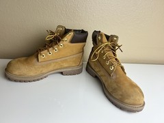 Junior Timberland Classic Wheat Nubuck Boots Size 4 M 12909 Youth Shoe
