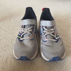New Balance Rave Run V2 Size 6 Navy Orange Kids Casual YTRAVGN2 Athletic Shoes