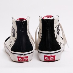 Vans x Peanuts SK8-Hi Sneaker – Joe Cool / Black Canvas – Toddler 13 US