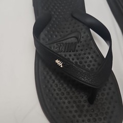 Nike Black Rubber Thong Flip Flop Sandals Logo Accent Kids US 2