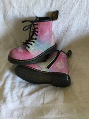 Dr. Martens Kids 1460 Pascal J Rainbow boots size 10 US/9 UK/27 EU