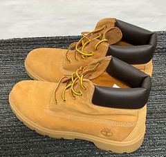 Junior 5.5 Timberland Boots – 10960 A5825