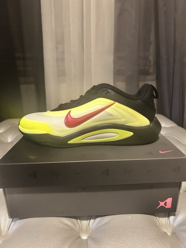 Nike Gradeschool A’One SE Size 7Y Black Hyper Pink |HQ2294-001|