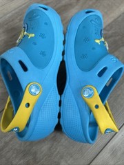 SpongeBob Crocs Youth Sz 1 Aqua Blue 3D Clogs Rare-Discontinued 2010