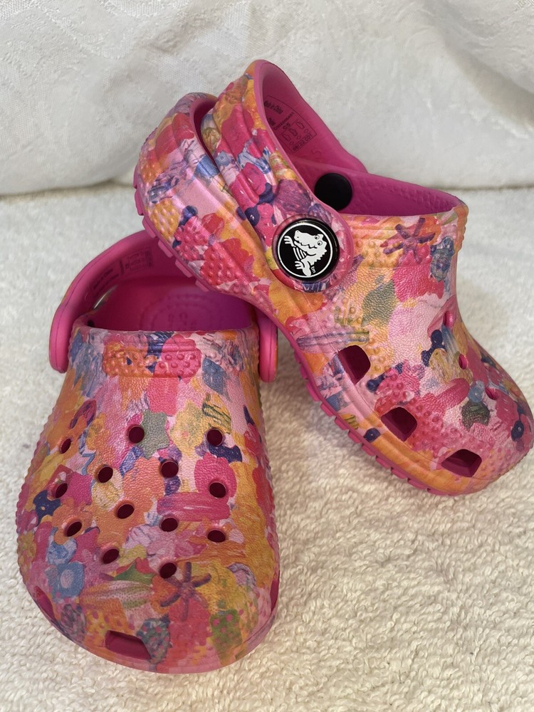 Infant CROCS Classic Hyper Real Pink Multi Color Size C 7