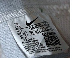 Nike Blazer Mid 77 White Black High Top Sneakers DA4086-100 Kids Size 3.5Y