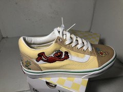 Vans Old Skool Yellow Elmo Embroidered Sesame Street Sneakers Kids Size 1 New