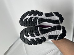 Kid’s Contend 8 ASICS Pre-School BLACKBERRY Size 1 1/2