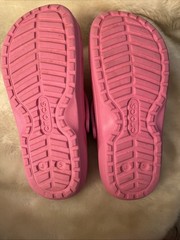 Crocs Unisex Kid’s Classic Clogs Lined Pink – US Kid’s J5 Hello Kitty Jibbitz