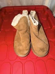 UGG Brown Shearling Style Suede Sheepskin Lined Unisex Kids Ankle Boots Pull On