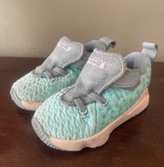 Nike Lebron 17 light aqua gray light pink BQ5596 444 toddler sneakers sz 6 C