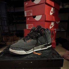 Jordan Air Jordan 3 Retro (GS) Gray/Orange Leather Kids 7Y DM0967-080