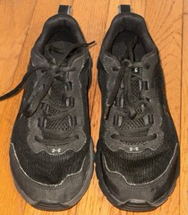 Under Armour Youth Size 5Y Assert 9 Black Running Shoes
