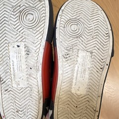 Off-White Low Vulcanized Unisex Kids Black/White Leather Sneakers EU 29
