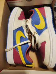 Nike All Day Play Kids Athletic Sneakers 7Y Blue Yellow White Red