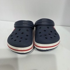 crocs kids‘ crocband cruiser sandals Navy White/red Stripe Size 1