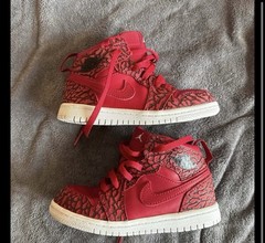 Air Jordan 1 Retro High Premium BT ‘Red Elephant’ 9C EU 26 Leather High Top