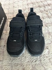 Under Armour Kids Assert Sneakers Size 2