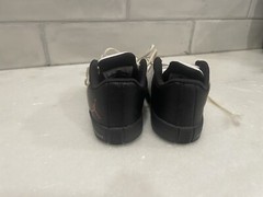 Kids Jordan TE 2 LOW BT Shoes Sz 5c Black White & Red