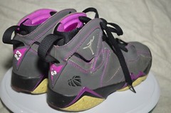 Air Jordan 7 Retro 30th ‚Valentines Day‘ (GS) 705417-016 Youth 5Y