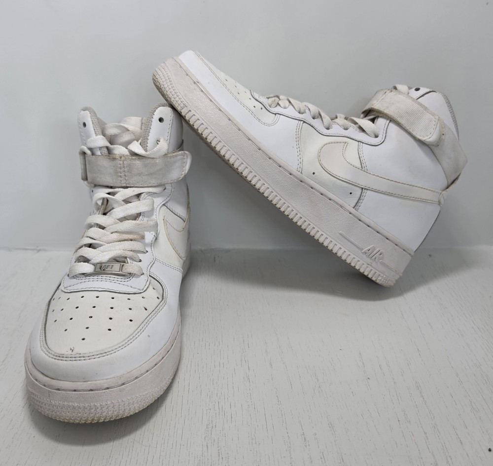 Nike Air Force 1 High ‘07 Triple White 653998-100 Youth 6.5Y / Women’s 8