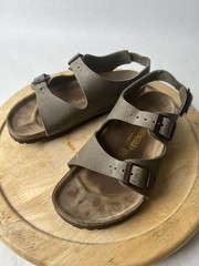 Kid’s Birkenstock Roma Brown Leather Sandals – US Size 3/EU Size 34