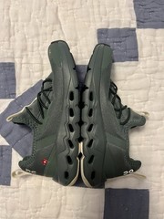 Kids OnCloud W/Cloudtec Stretch Laces Slip-On Sneakers, Olive Ghost SZ US 12.5