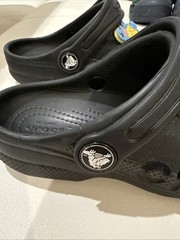 Crocs Classic Black Clogs C10 W/ Pokémon Jibbitz