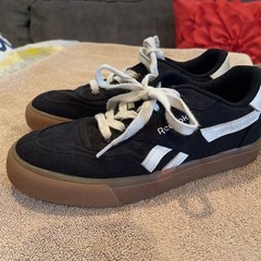 Reebok Classics Black White – Size 3 Kids Sneakers Shoes
