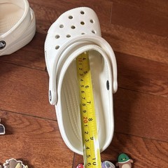 Classic White Crocs Slides Clogs Sandals Size J6 with Lots of Charms Great Cond