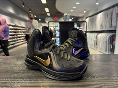 NIKE LEBRON 9 IX PS ELITE 516958 002 „AWAY“ GS SIZE 4Y