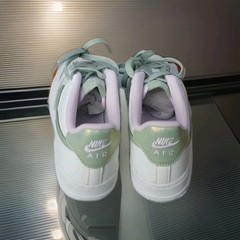 Size 3.5 (GS) – Nike Air Force 1 LV8 Low Muted Green