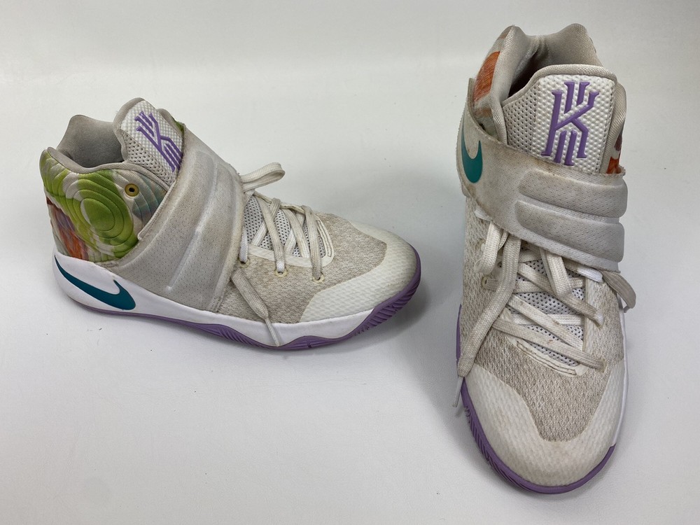 Nike Kyrie 2 GS Easter 826673–105 White Jade Lilac Sneakers Shoe 6Y Women’s 7.5