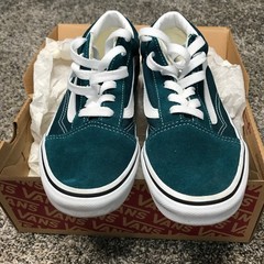 VANS Off the Wall Juniors Size 5 Dark Green Skate Board Low Top Shoes Gum Bottom