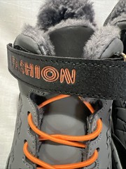 Children Hook & Loop Printed Design Fur Lined Shoes Boy Or Girl Size 35/3