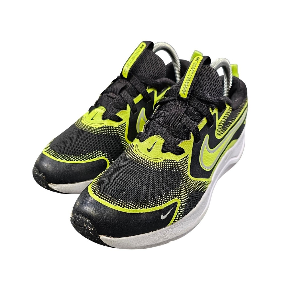 Nike Cosmic Runner GS Black Volt Kids Running Shoes Sneaker HM4402-005 Size 6Y
