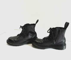 Dr. Martens Pascal Mono 1460 Black Leather Zipper Unisex Kids Combat Boot Size 1